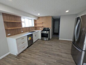 28600 W Grass Lake Rd in Spring Grove, IL - Building Photo - Building Photo