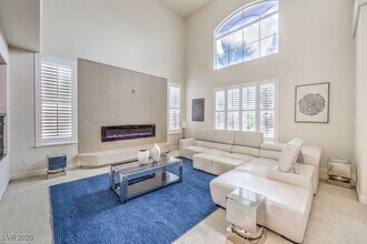 4453 Melrose Abbey Pl in Las Vegas, NV - Building Photo - Building Photo