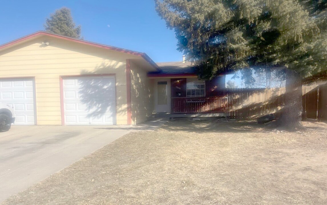 9072 Osceola St in Westminster, CO - Building Photo