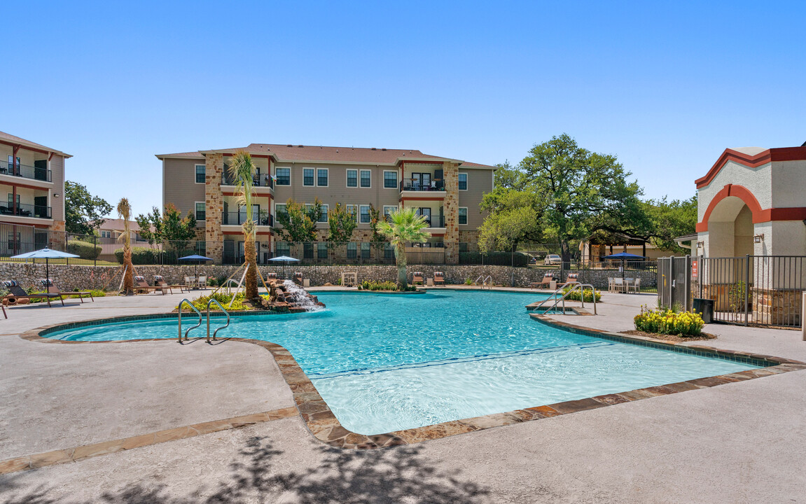 Hills at Fair Oaks in Boerne, TX - Building Photo