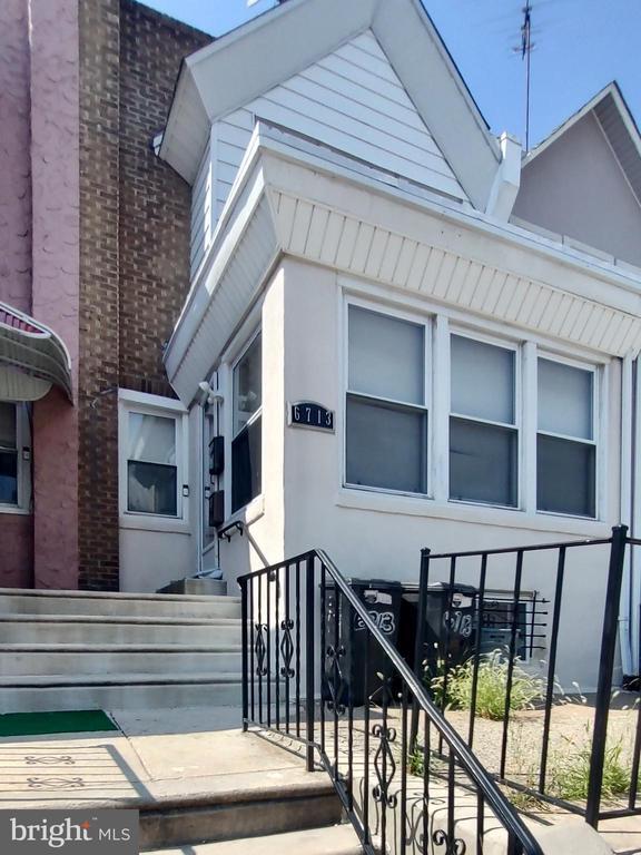 property at 6713 Guyer Ave