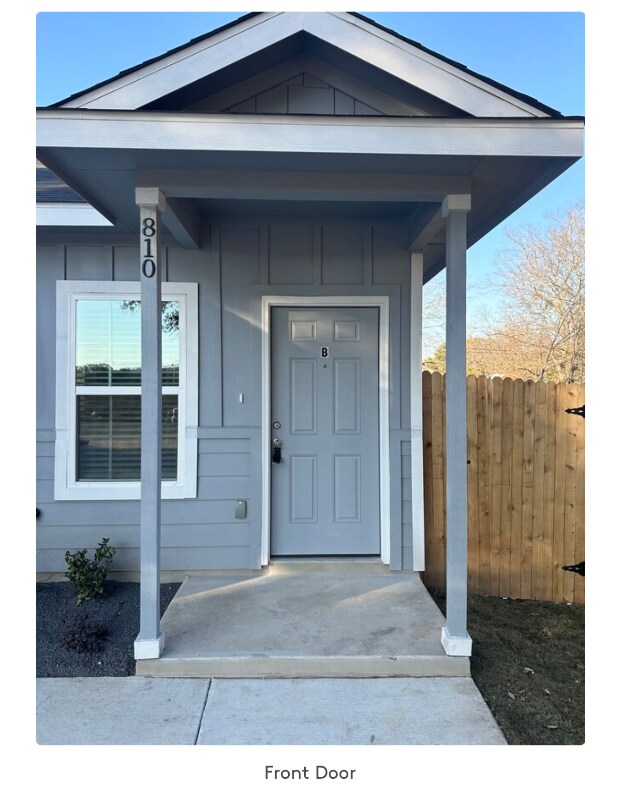 810 E Baxter St Rentals in Seguin, TX