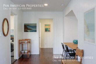 5136 E Livingston Dr in Long Beach, CA - Building Photo - Building Photo