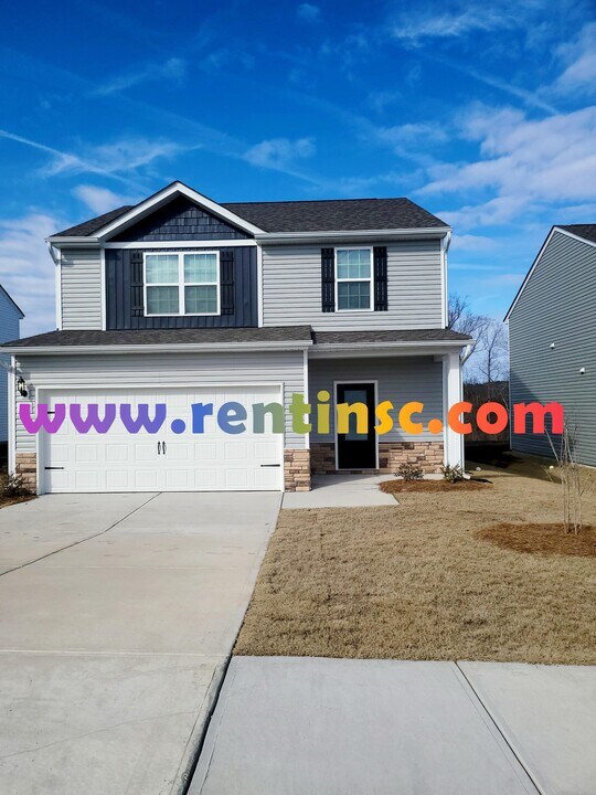 13 Graceful Doe Ct in Elgin, SC - Building Photo