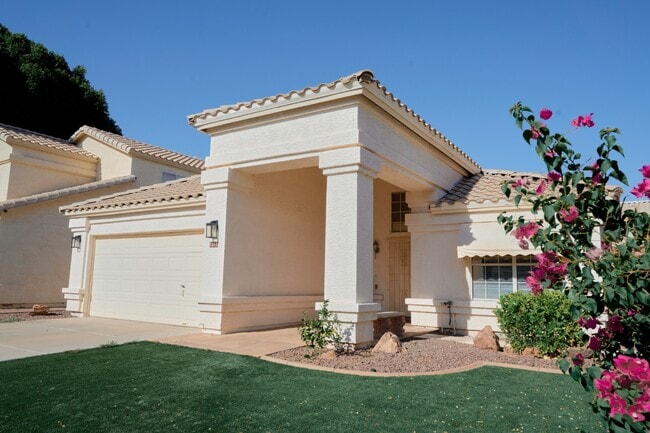 property at 1317 N Palmsprings Dr