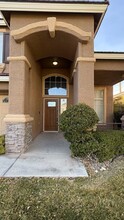 2404 La Sierra St in Las Vegas, NV - Building Photo - Building Photo