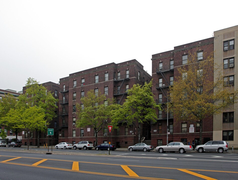 2781-2791 Grand Concourse in Bronx, NY - Foto de edificio