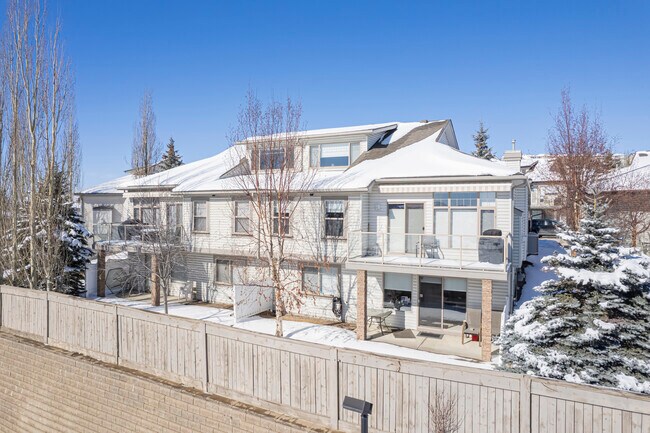 223 Springbank SW