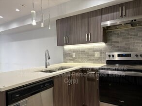 500 Fleming Rd in Kelowna, BC - Building Photo - Building Photo