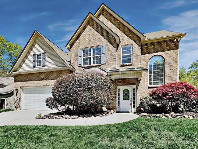 property at 10904 Parkgate Ln