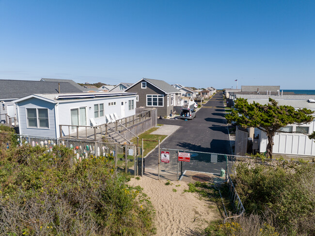 Montauk Shores Condominium in Montauk, NY - Foto de edificio - Building Photo