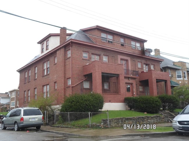 859 Glenwood Ave in Cincinnati, OH - Building Photo - Other