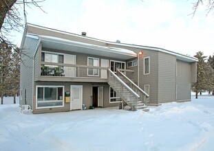 24th Street  Apartments in Willmar, MN - Building Photo - Building Photo