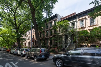 179 Prospect Pl in Brooklyn, NY - Foto de edificio - Building Photo