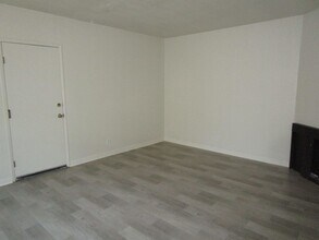 184 Woodbury Cir in Vacaville, CA - Building Photo - Building Photo