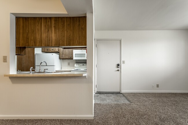 Bay Pointe Apartments in Lafayette, IN - Foto de edificio - Building Photo