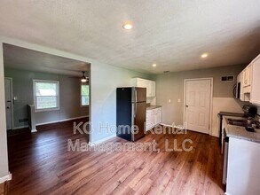 7313 E 109 Terrace in Kansas City, MO - Building Photo - Building Photo