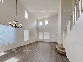 3722 E Meadowview Dr in Gilbert, AZ - Foto de edificio - Building Photo