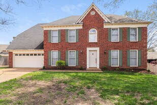8893 Wenham Cove E in Memphis, TN - Building Photo