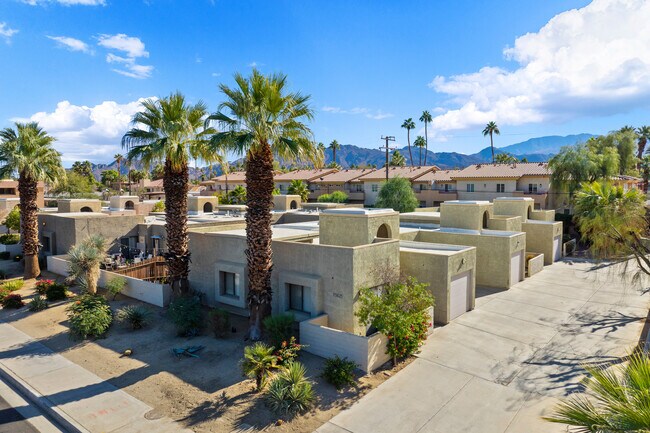 73625-73665 Fred Waring Dr in Palm Desert, CA - Building Photo - Building Photo