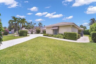 2366 E Silver Palm Rd in Boca Raton, FL - Building Photo - Building Photo