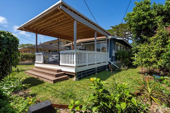 36 Pokoa Pl in Haiku-Pauwela, HI - Building Photo - Building Photo