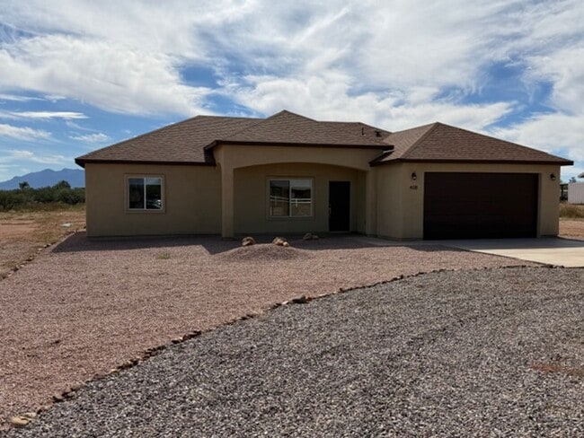 408 E Birch St in Huachuca City, AZ - Building Photo - Building Photo