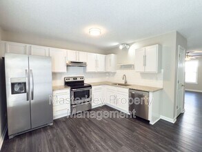 5637 Fieldcross Ct in Raleigh, NC - Building Photo - Building Photo