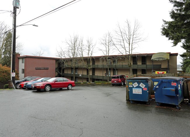 Crestwood Apartments in Seattle, WA - Building Photo - Building Photo