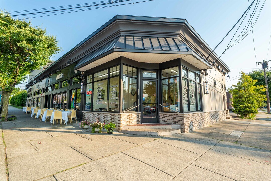 24 E Pleasant Ave in Maywood, NJ - Building Photo