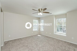 343 Remington Creek Dr in Houston, TX - Foto de edificio - Building Photo