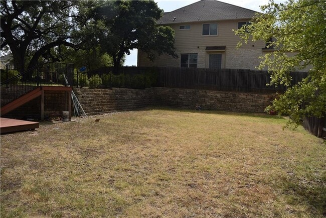 9500 Lisi Anne Dr in Austin, TX - Building Photo - Building Photo