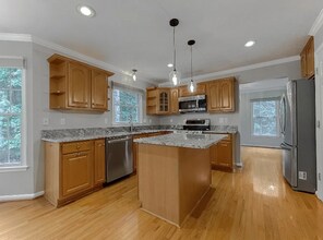 23238 Willow Creek Way in California, MD - Foto de edificio - Building Photo