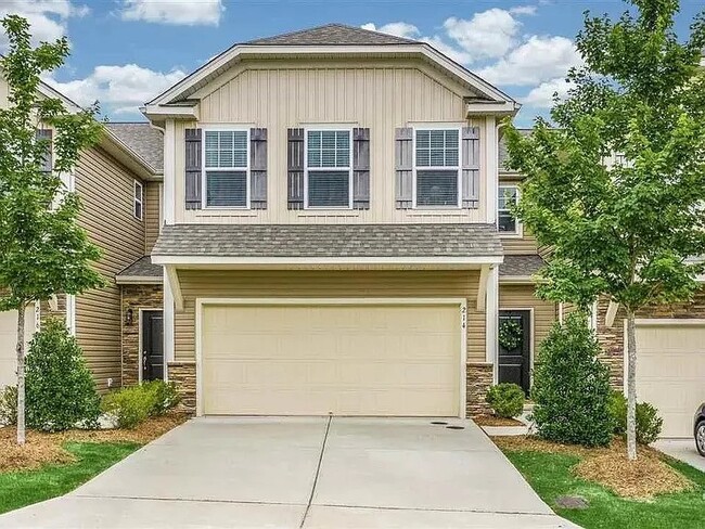 property at 214 Hamlet Pl