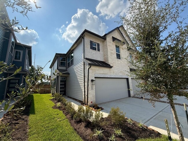 property at 155 W Coralburst Lp