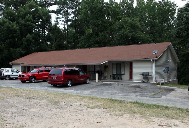 2416 Nation Ave in Durham, NC - Foto de edificio - Building Photo