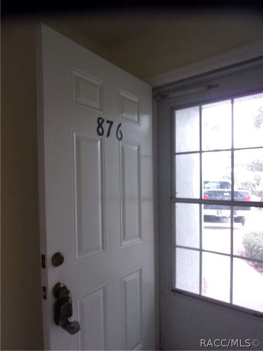 876 Pritchard Island Rd in Inverness, FL - Building Photo