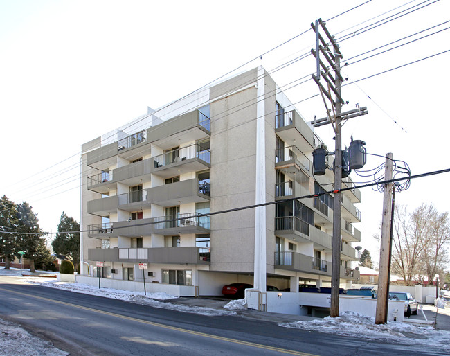 799 Dahlia St in Denver, CO - Foto de edificio - Building Photo