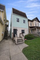 542 5th Ave in New Kensington, PA - Building Photo