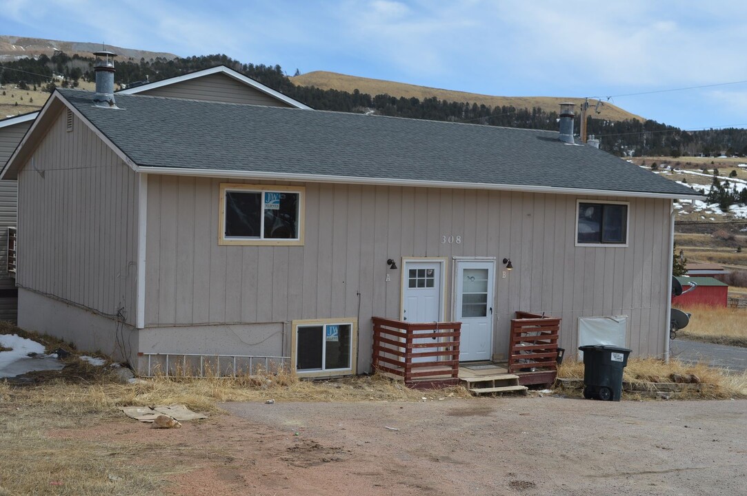 308 S 1st St in Cripple Creek, CO - Building Photo