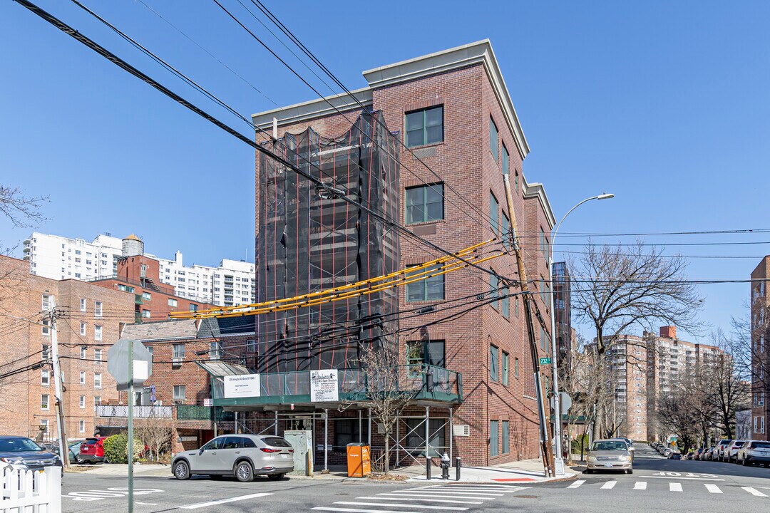 3205 Arlington Ave in Bronx, NY - Building Photo