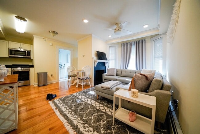 property at 219 Commonwealth Ave