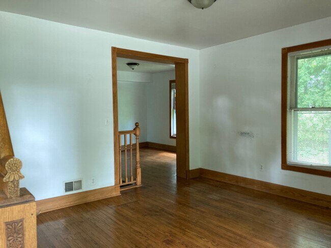1333 Pontiac Trail in Ann Arbor, MI - Building Photo - Building Photo