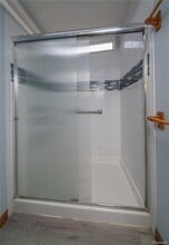 9801 W 38th Ave in Wheat Ridge, CO - Foto de edificio - Building Photo