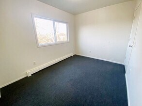 3934 W 30th Ave in Anchorage, AK - Building Photo - Building Photo