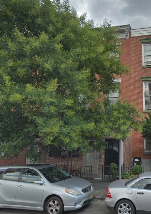 property at 604.5 Grove St