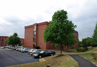 Lockwood House in Arlington, VA - Building Photo - Building Photo