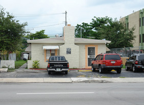 1921 SW 1st St Apartments