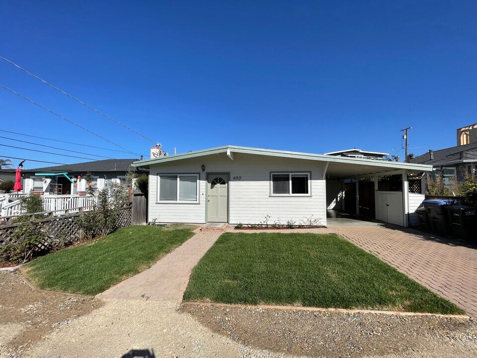 409 Oahu St in Morro Bay, CA - Building Photo