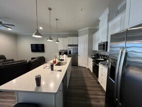 710 Vassar Ct in College Station, TX - Building Photo - Building Photo